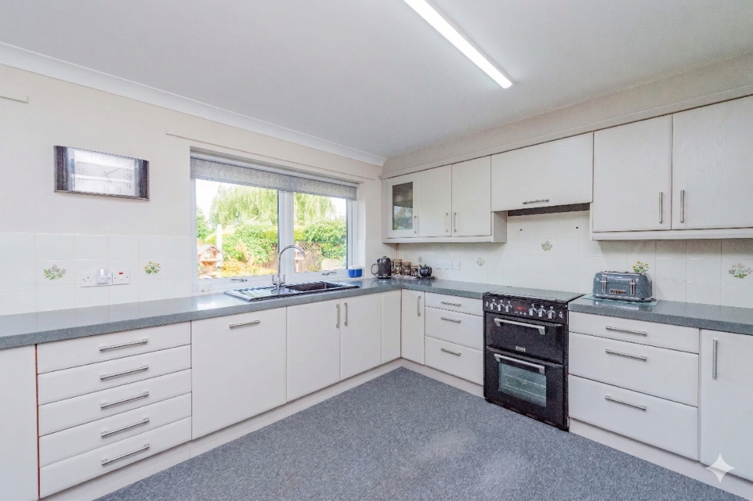 6 Limes Paddock, Dorrington, Shrewsbury, photo 4