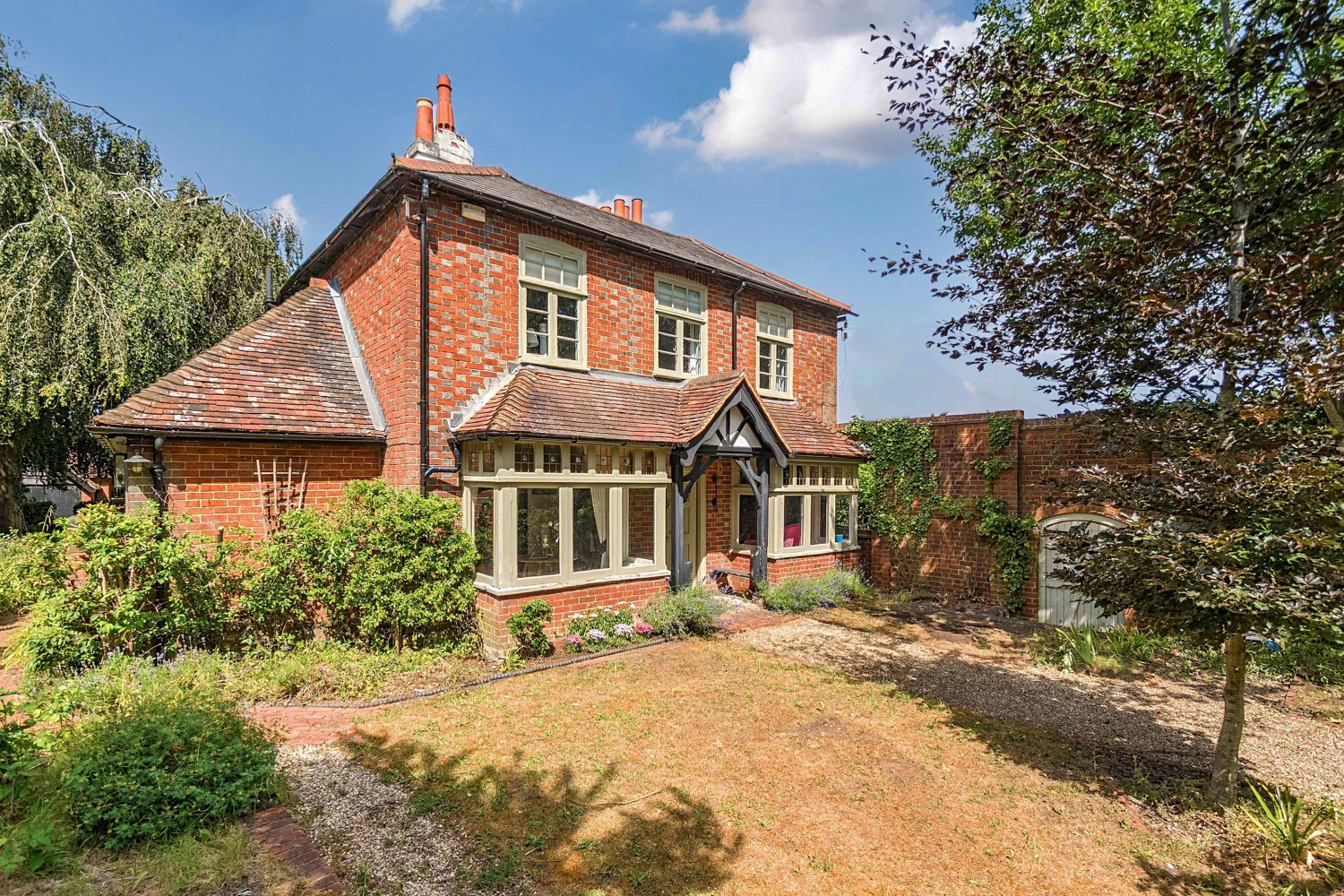 Petworth Road, Witley GU8 5LS