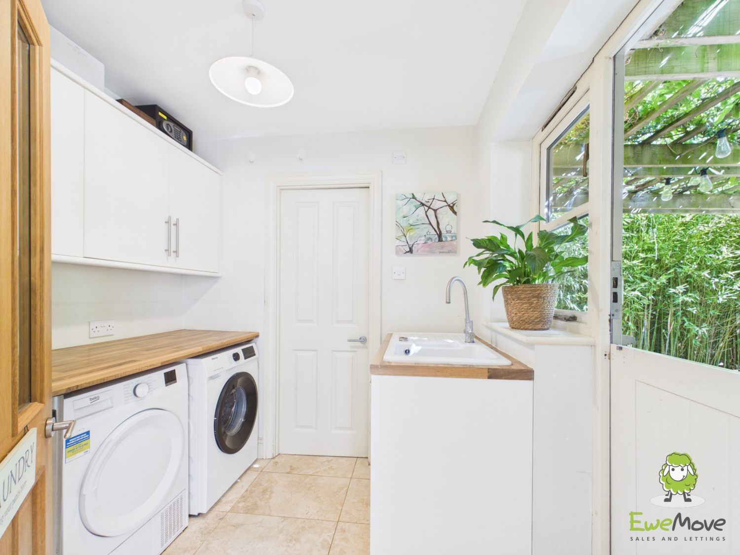 OLIVERS COTTAGE, POST OFFICE LANE, BASINGSTOKE, HAMPSHIRE, RG25, photo 18