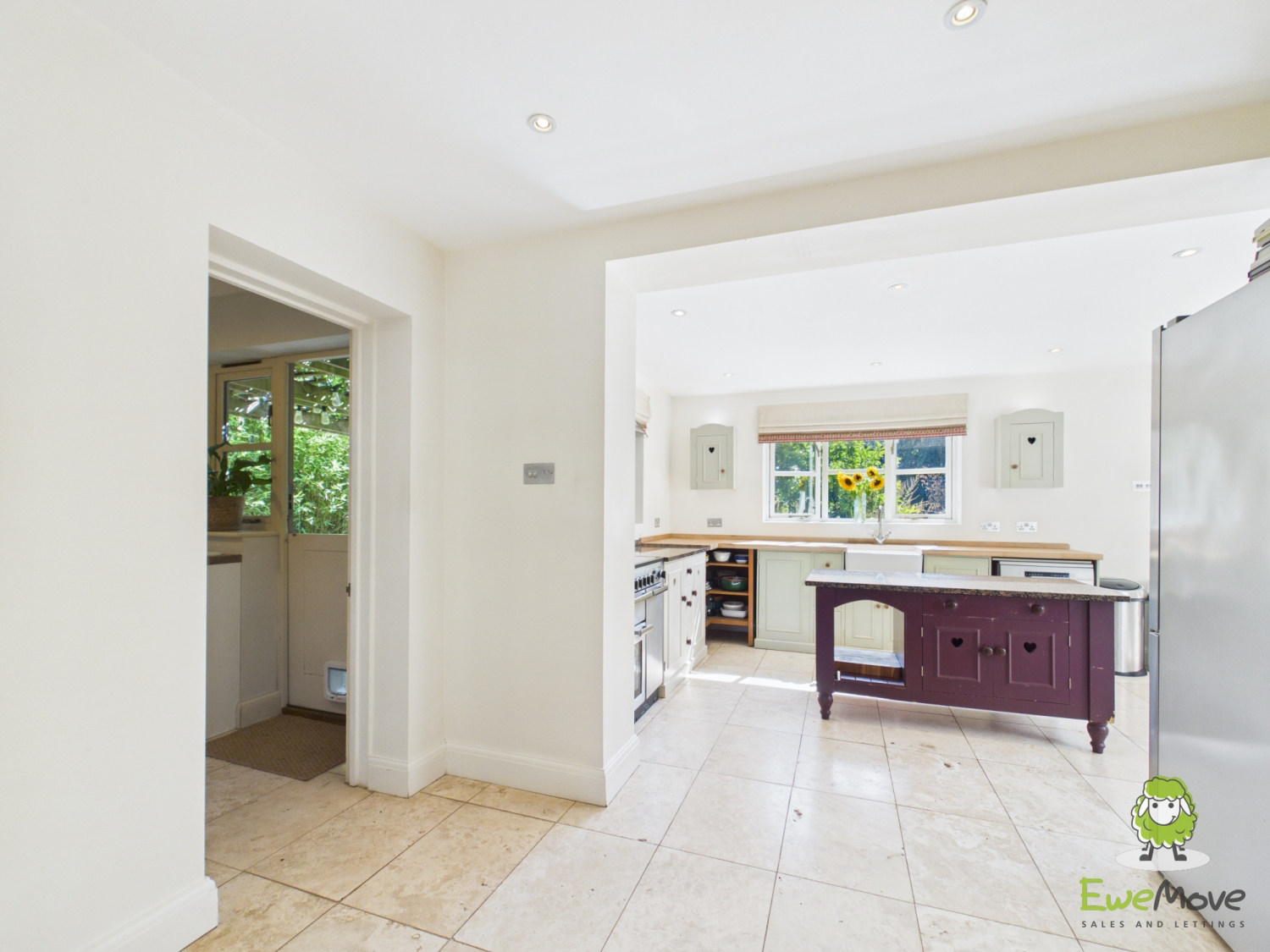 OLIVERS COTTAGE, POST OFFICE LANE, BASINGSTOKE, HAMPSHIRE, RG25, photo 15