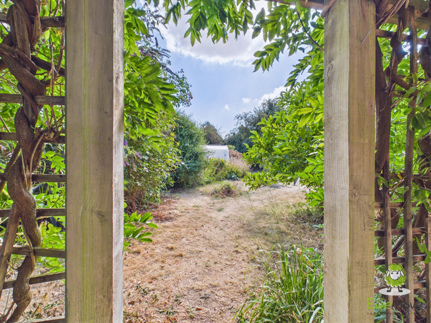 OLIVERS COTTAGE, POST OFFICE LANE, BASINGSTOKE, HAMPSHIRE, RG25, photo 37