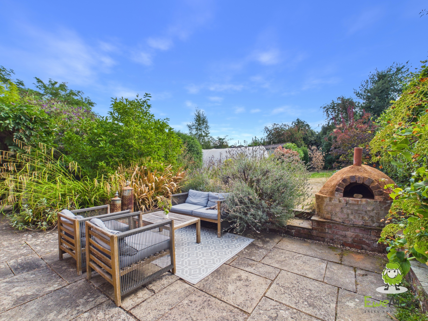 OLIVERS COTTAGE, POST OFFICE LANE, BASINGSTOKE, HAMPSHIRE, RG25, photo 39