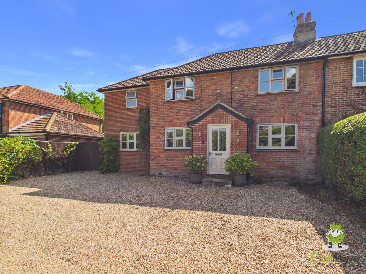 OLIVERS COTTAGE, POST OFFICE LANE, BASINGSTOKE, HAMPSHIRE, RG25