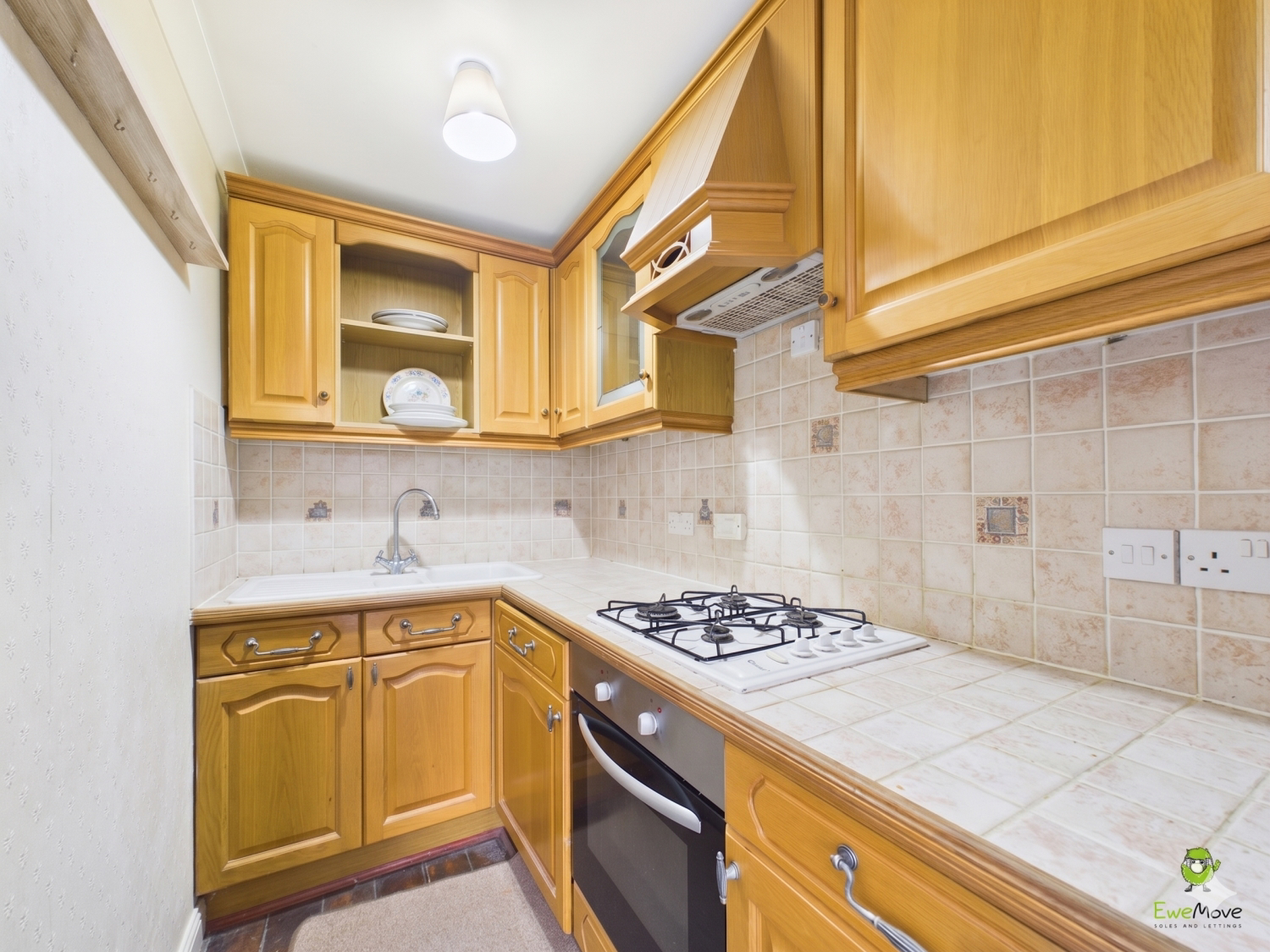 Warren Road, Bexleyheath, Kent, DA6, photo 8