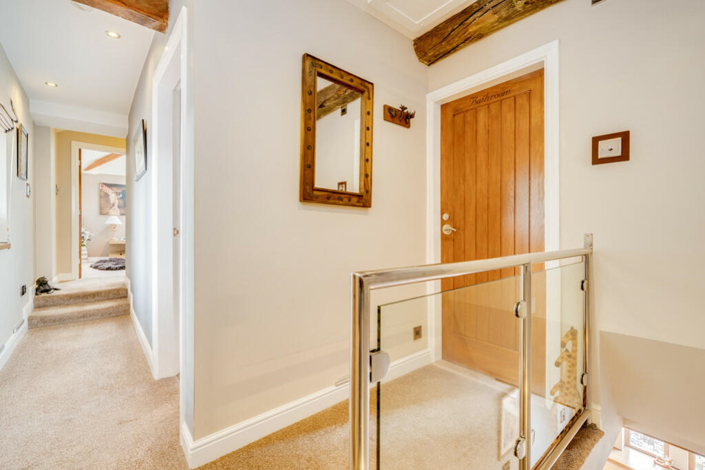Little Croft Cottage, 386 Oxford Road Gomersal, Cleckheaton, West Yorkshire, BD19, photo 19