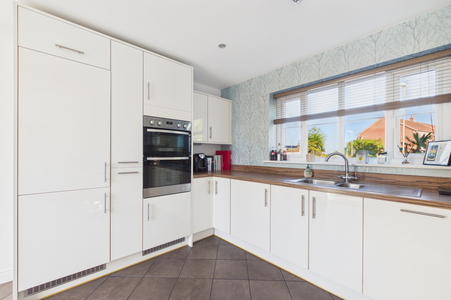 Derwent Way, Spalding, Lincolnshire, PE11, photo 2