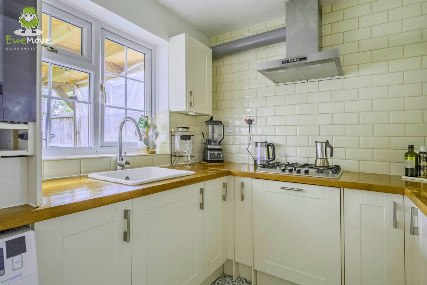 Hazelbury Crescent, SN3 | 3 bedroom home with a garage, photo 7