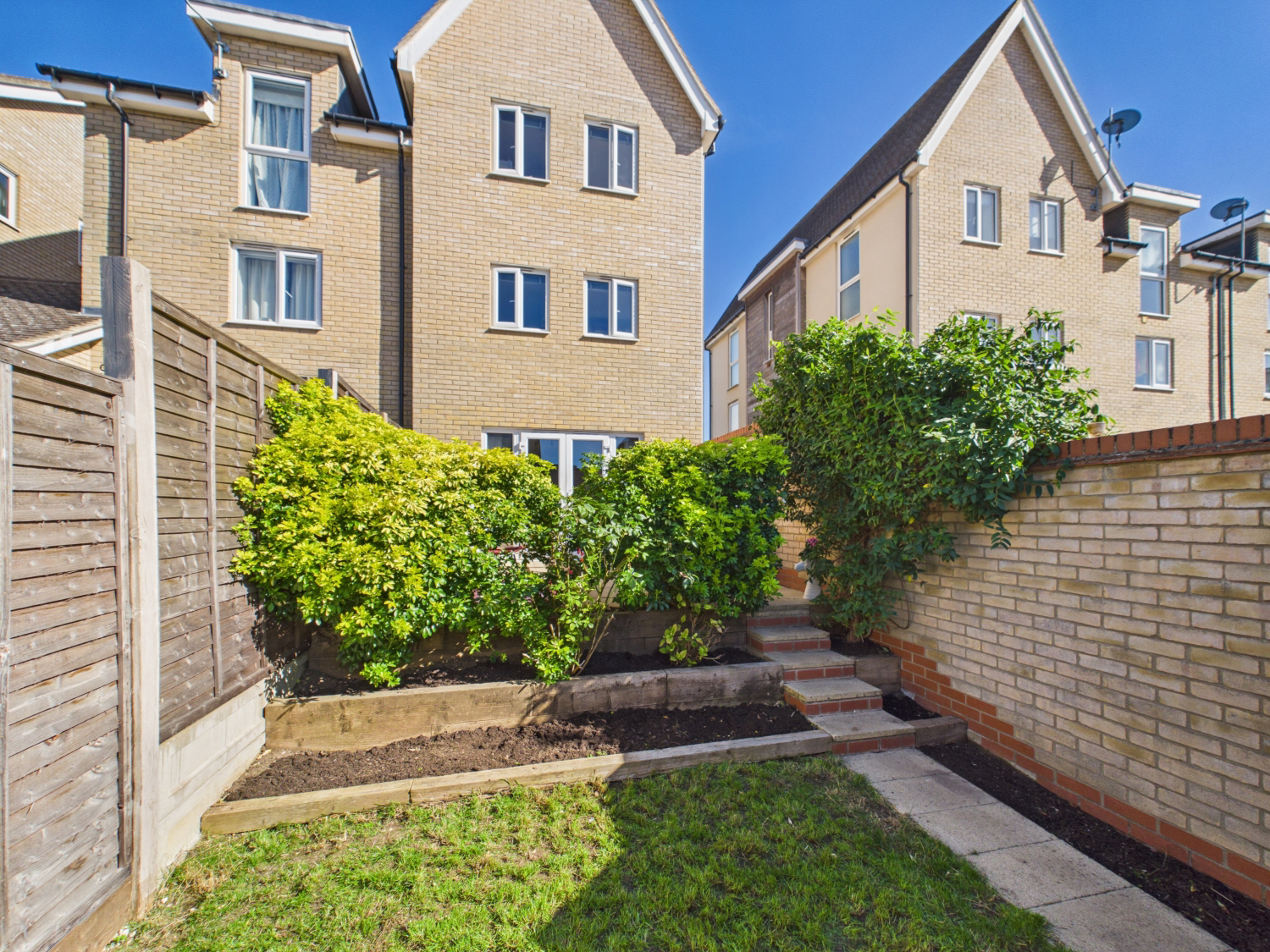 Beaufort Road, Upper Cambourne, Cambridge, Cambridgeshire, CB23, photo 3