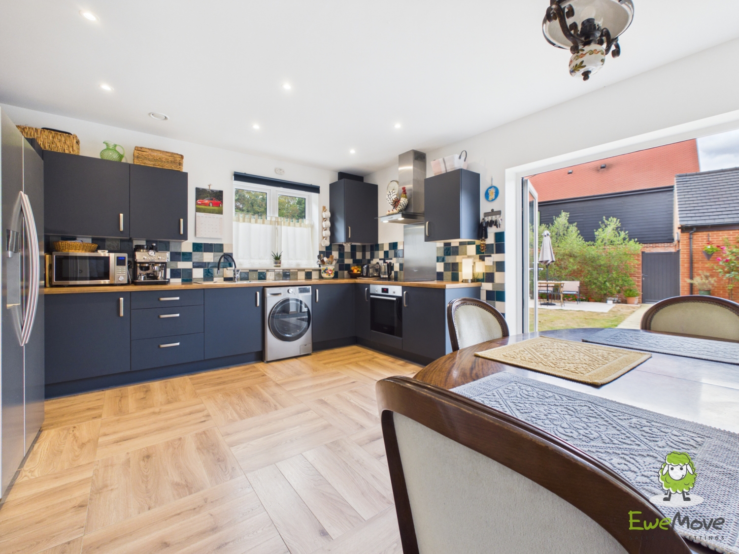 EweMove Estate Agents Basingstoke - Linseed Way 