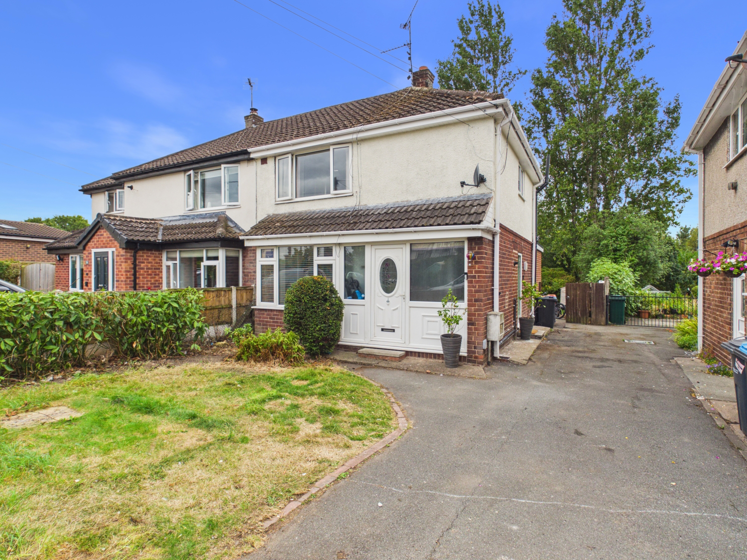 Dicksons Drive, Newton, Chester, Cheshire, CH2