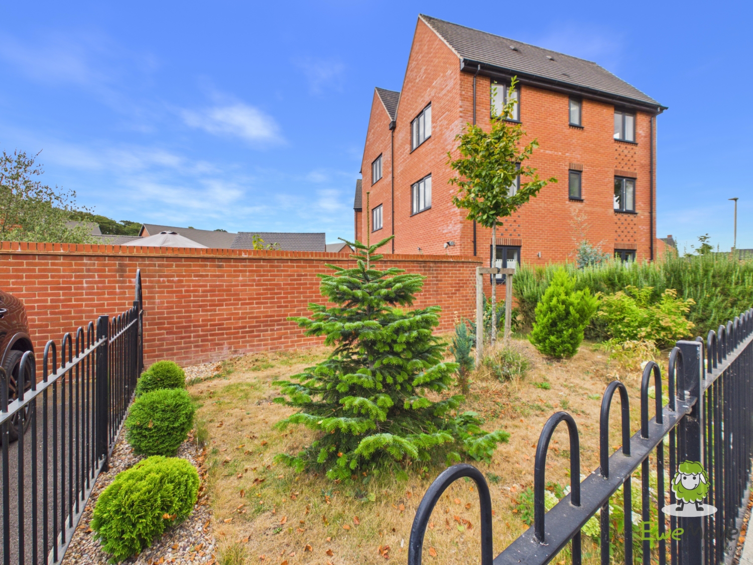 EweMove Estate Agents Basingstoke - Linseed Way 