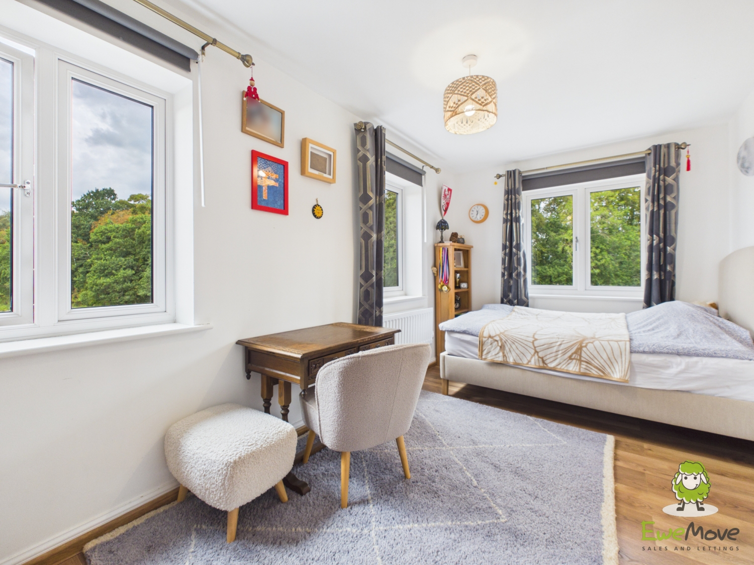 EweMove Estate Agents Basingstoke - Linseed Way 
