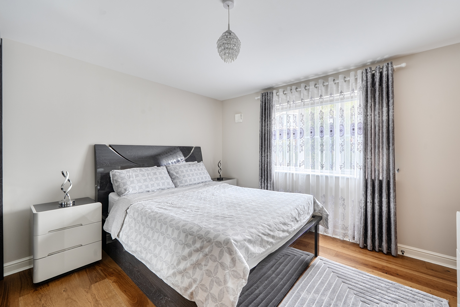 Cuddington Avenue, Worcester Park, Surrey, KT4, photo 2