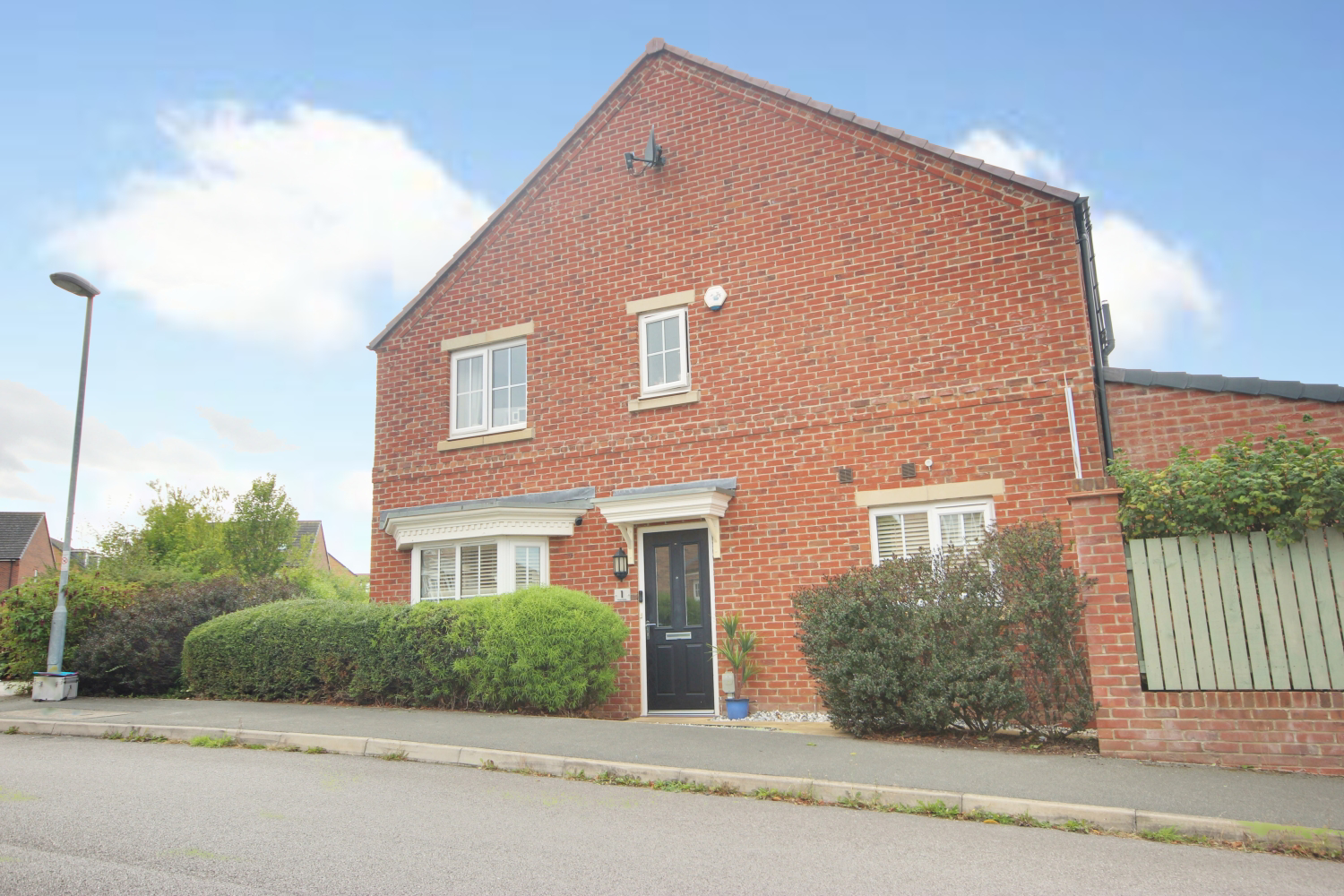 1 Heathside, Beverley
