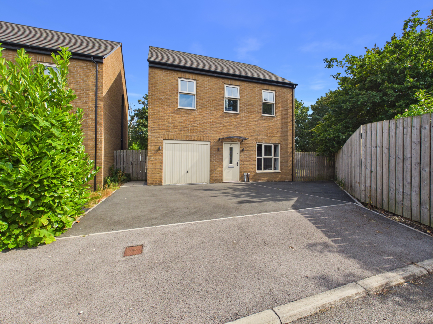 LANCASTER AVENUE, WAKEFIELD, WF1, photo 19