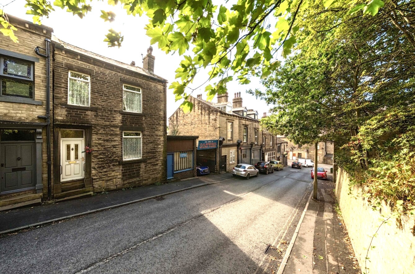 Luddenden Lane, Halifax