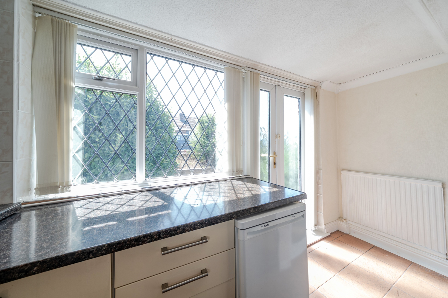 RAVENSDALE CLOSE, INKERSALL, CHESTERFIELD, DERBYSHIRE, S43, photo 6
