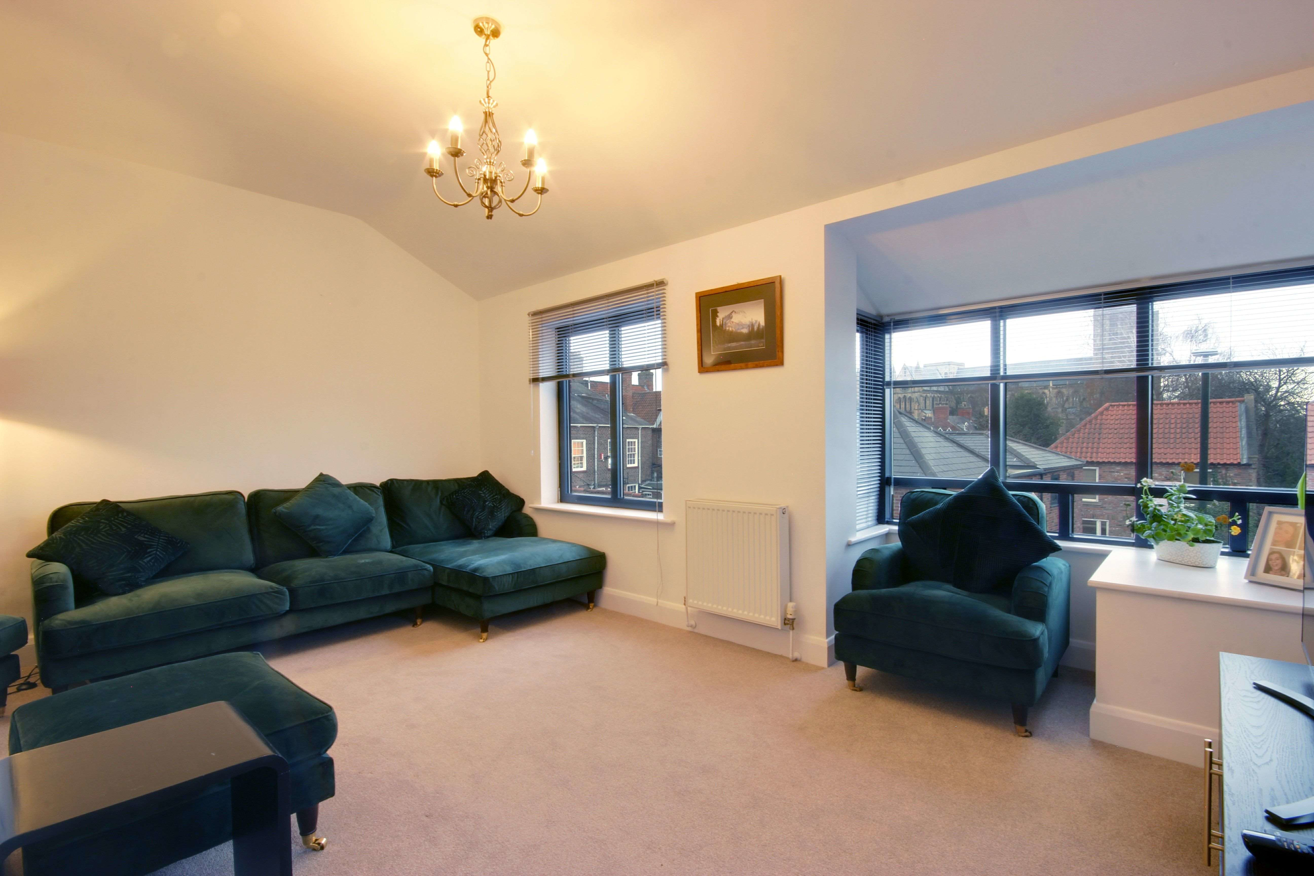 Lord Roberts Road, Beverley HU17 9BE, photo 2