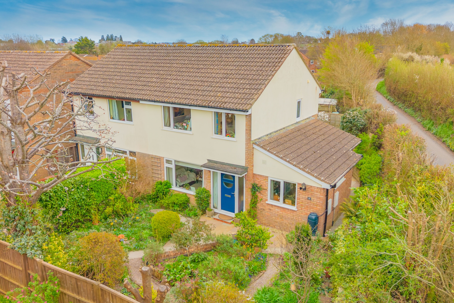 19 CASTLEMANS ROAD, TAUNTON