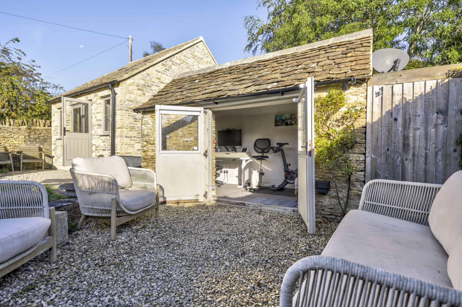 School Lane, South Cerney, photo 8