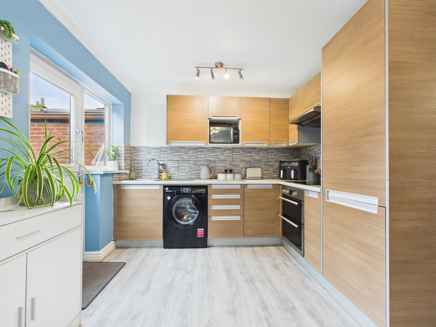 WARNEFORD AVENUE, OSSETT, WEST YORKSHIRE, WF5, photo 5