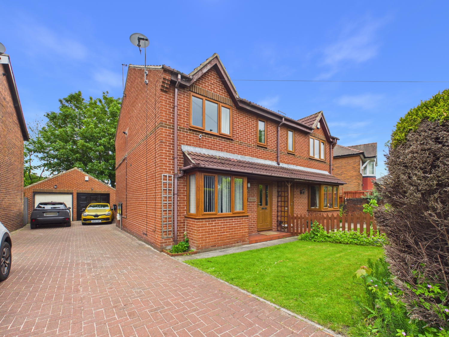 WARNEFORD AVENUE, OSSETT, WEST YORKSHIRE, WF5