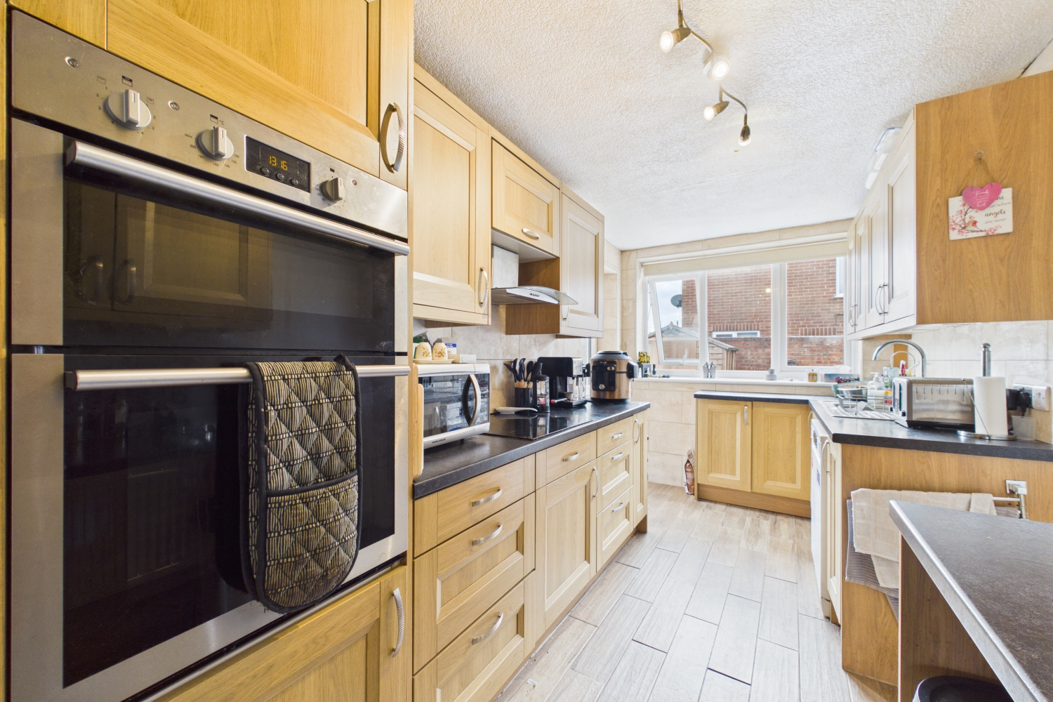 Highthorn Road, York, YO31 9HB, photo 3