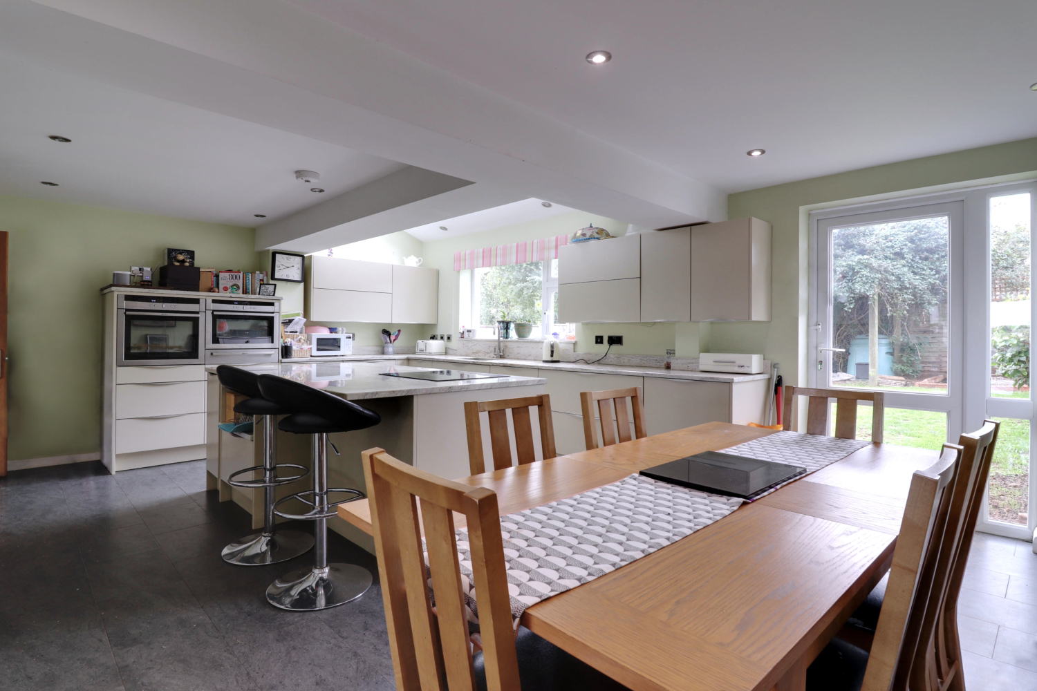 Brixworth Road, Creaton, Northampton, Northamptonshire, NN6, photo 10