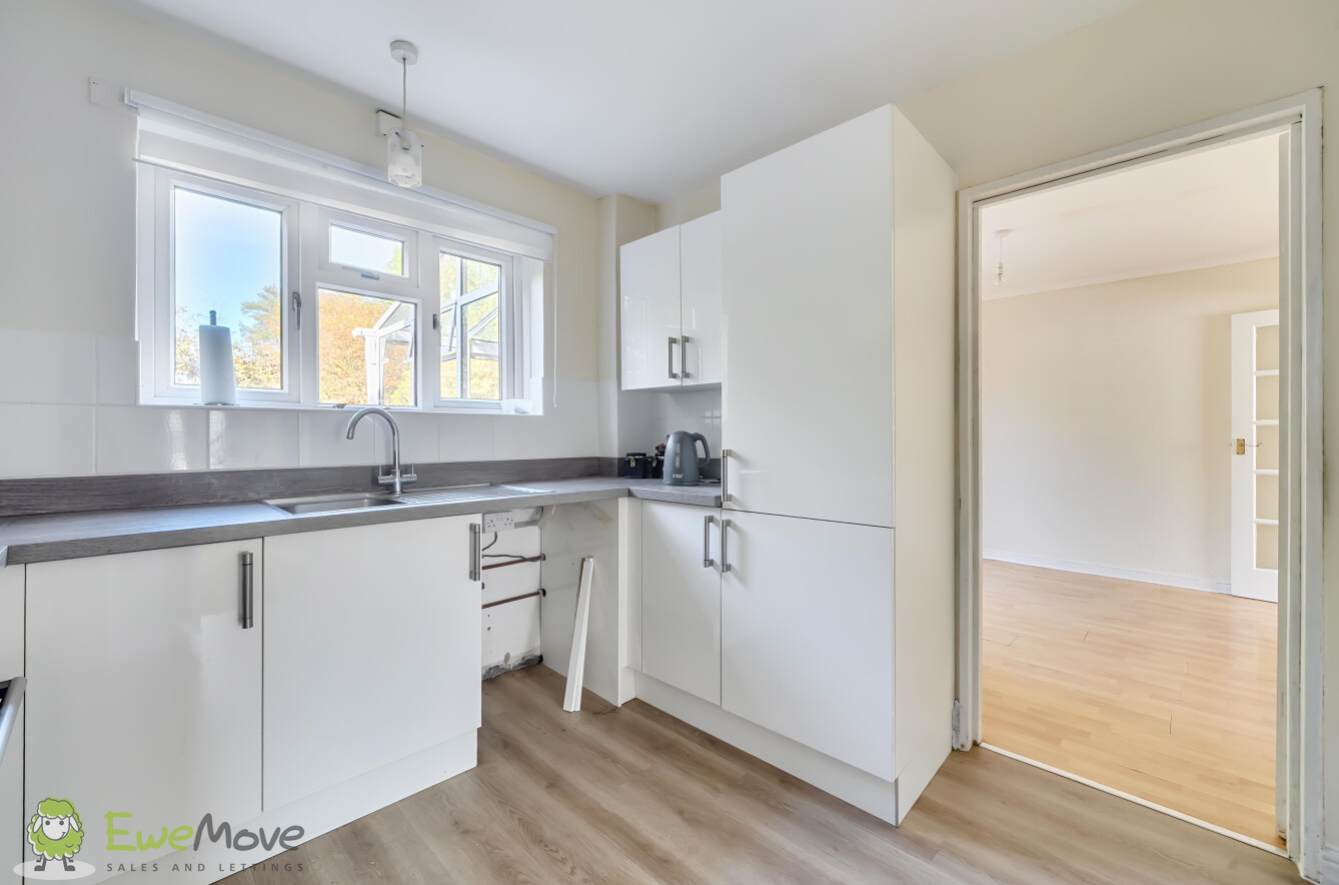 Long Grove, Baughurst, Tadley, Hampshire, RG26, photo 2