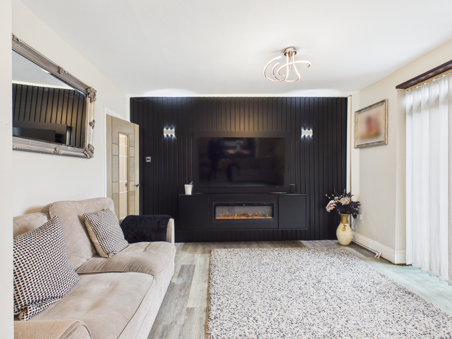 Silverton Close, Hyde, SK14 3DG, photo 3