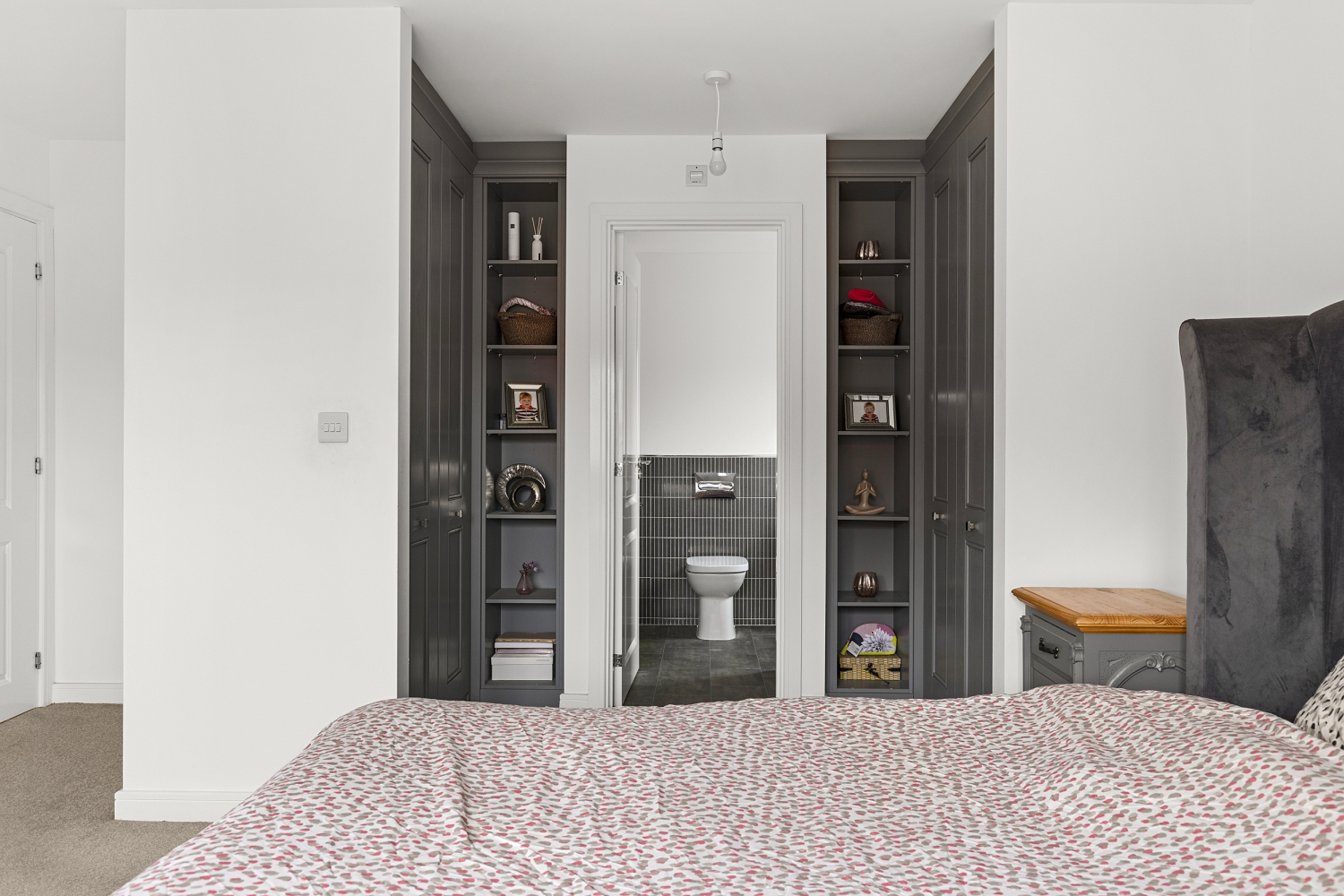 Principal Bedroom Into Ensuite