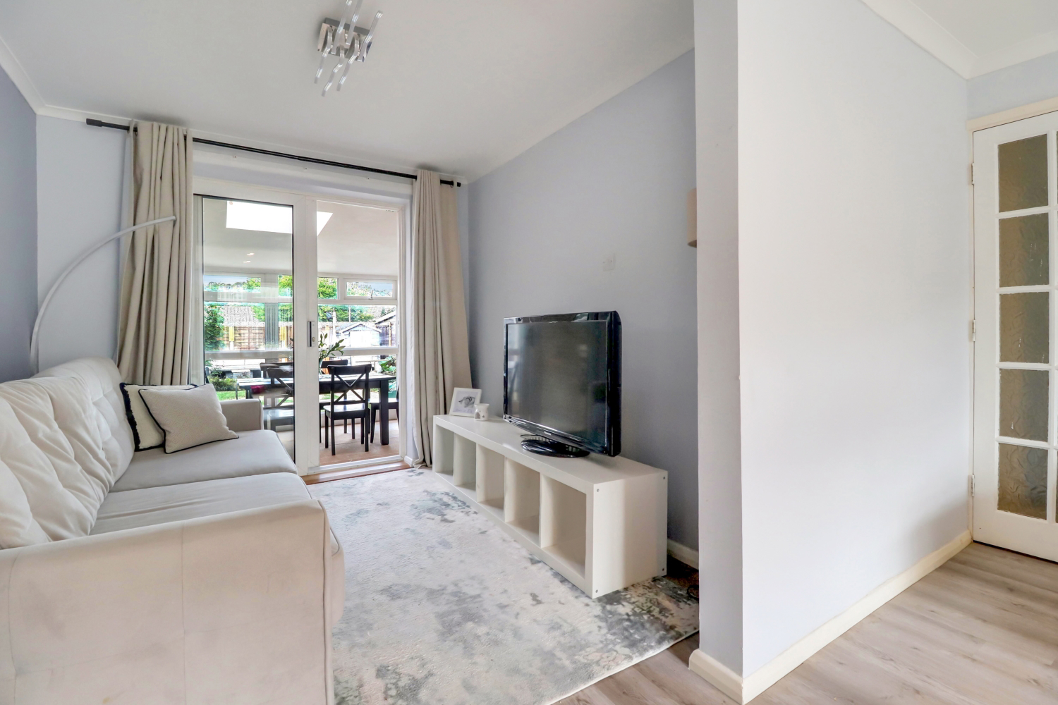 Hornhatch , Chilworth, Guildford, Surrey, GU4, photo 4