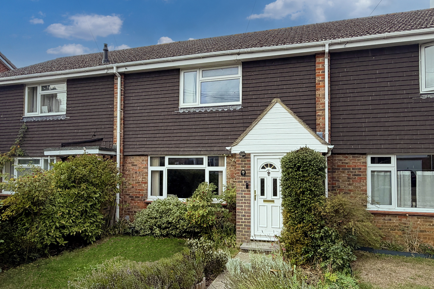 Hornhatch , Chilworth, Guildford, Surrey, GU4