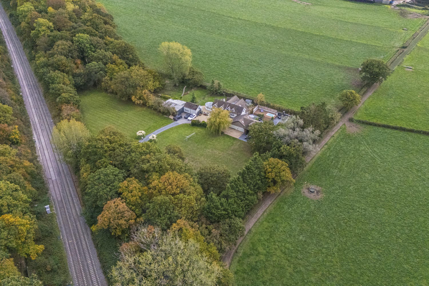 Lower Buryhill Farm, Braydon, SN5, photo 25