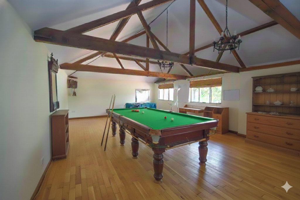 Barrow Hall Farmhouse, Barrow Hall Road, Little Wakering, Southend-on-Sea, Essex, SS3 0QP, photo 2