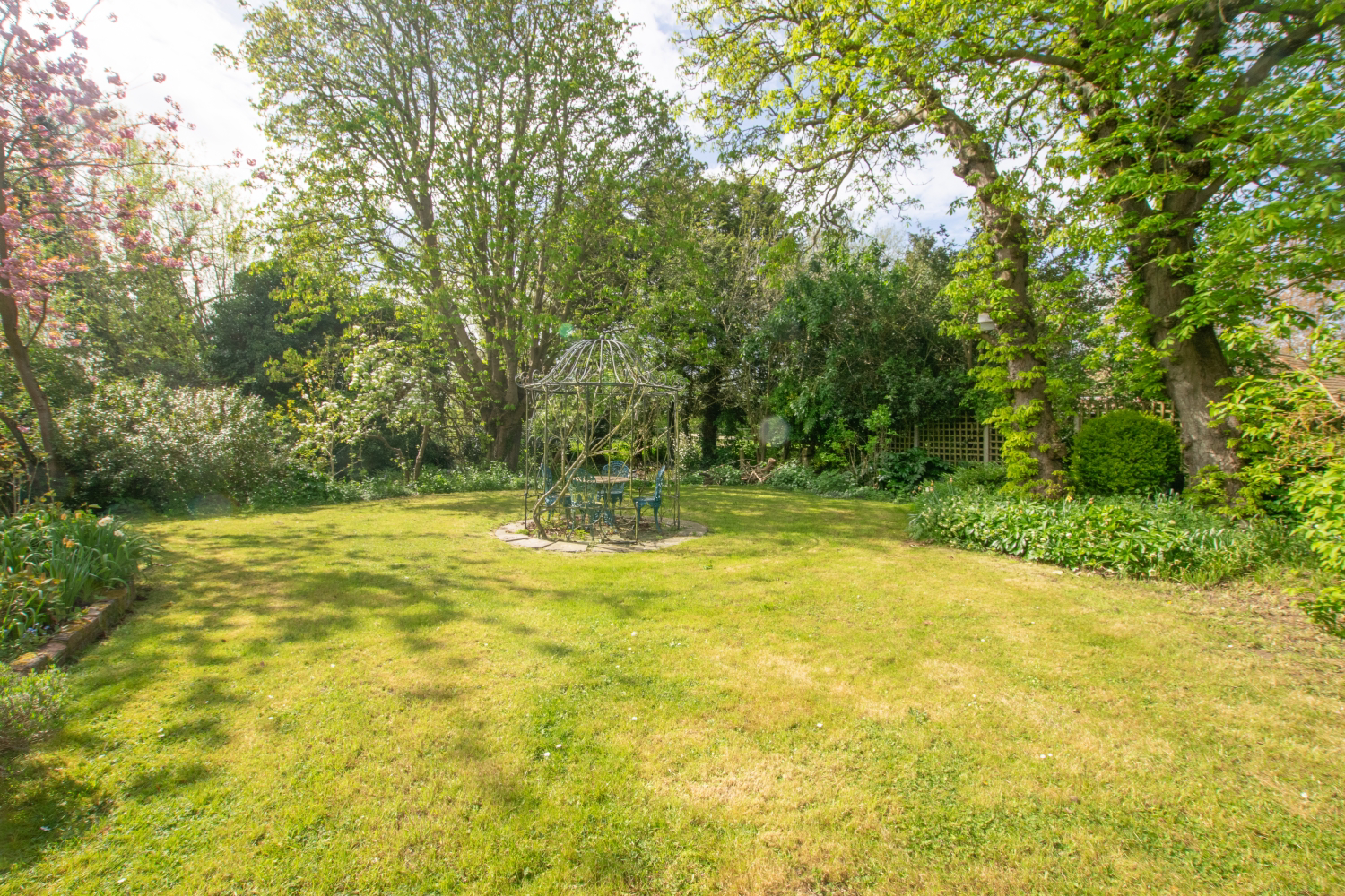 Barrow Hall Farmhouse, Barrow Hall Road, Little Wakering, Southend-on-Sea, Essex, SS3 0QP, photo 10