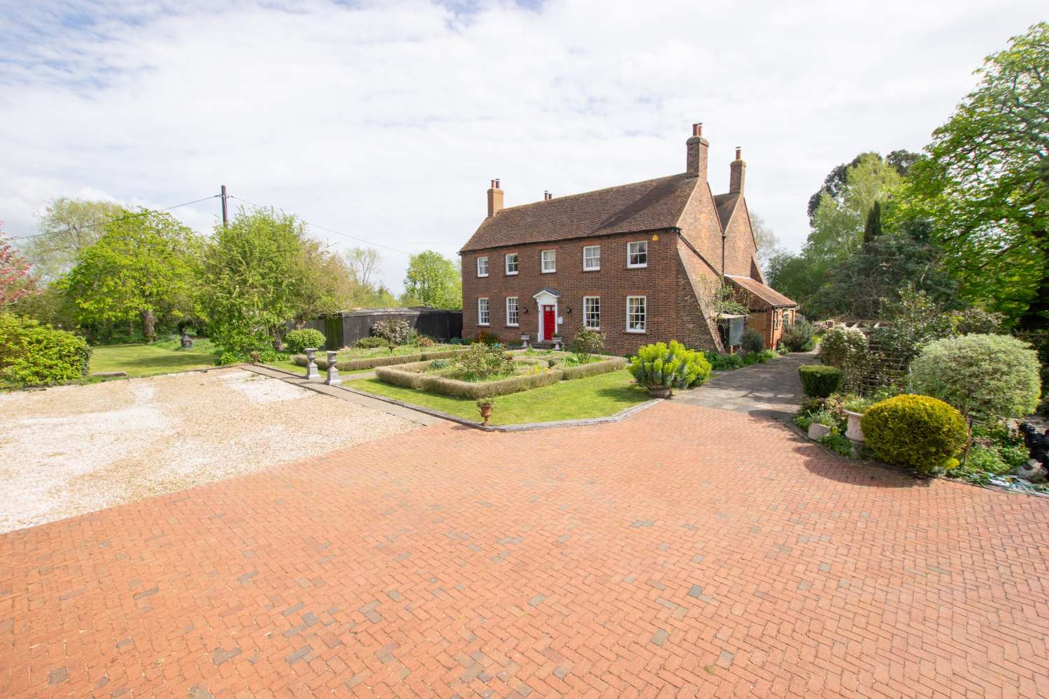 Barrow Hall Farmhouse, Barrow Hall Road, Little Wakering, Southend-on-Sea, Essex, SS3 0QP