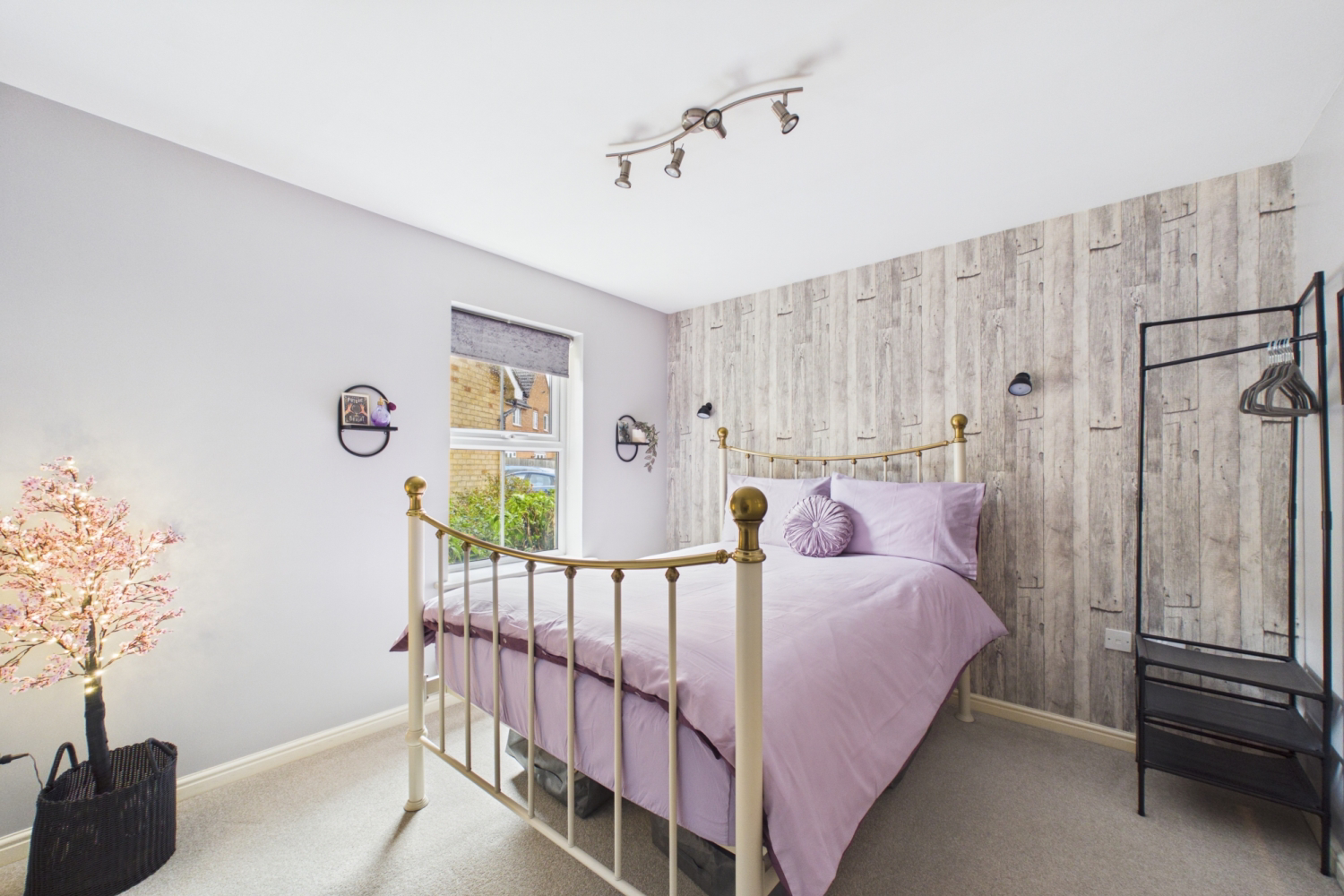 Clay Furlong, Leighton Buzzard, LU7, photo 4