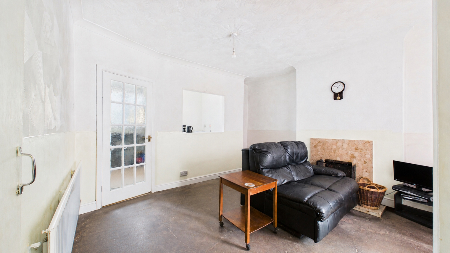 44 Dukes Crescent, Edlington, Doncaster, photo 2
