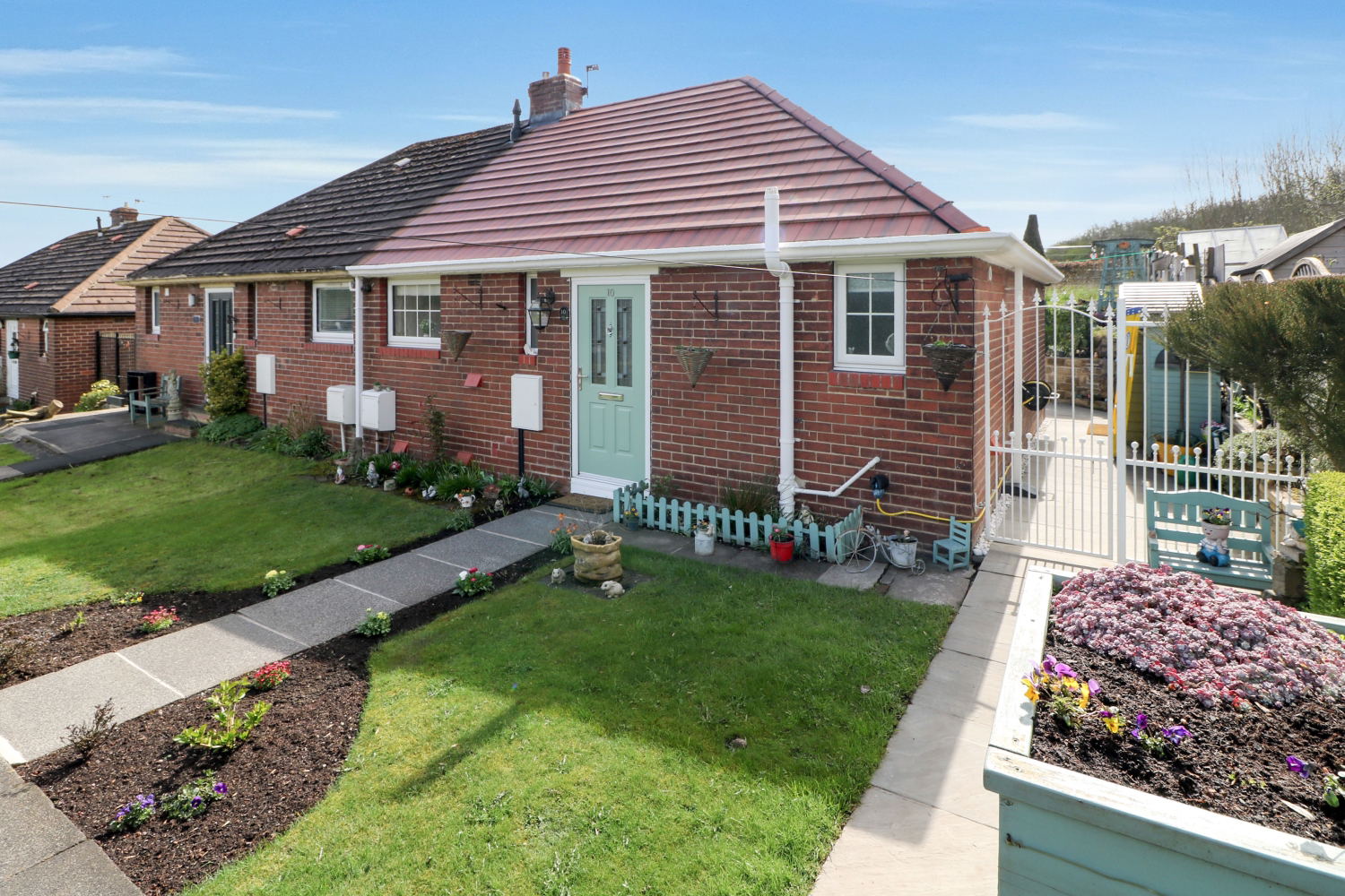 Cliff Hollins Lane Oakenshaw, Bradford, West Yorkshire, BD12, photo 2
