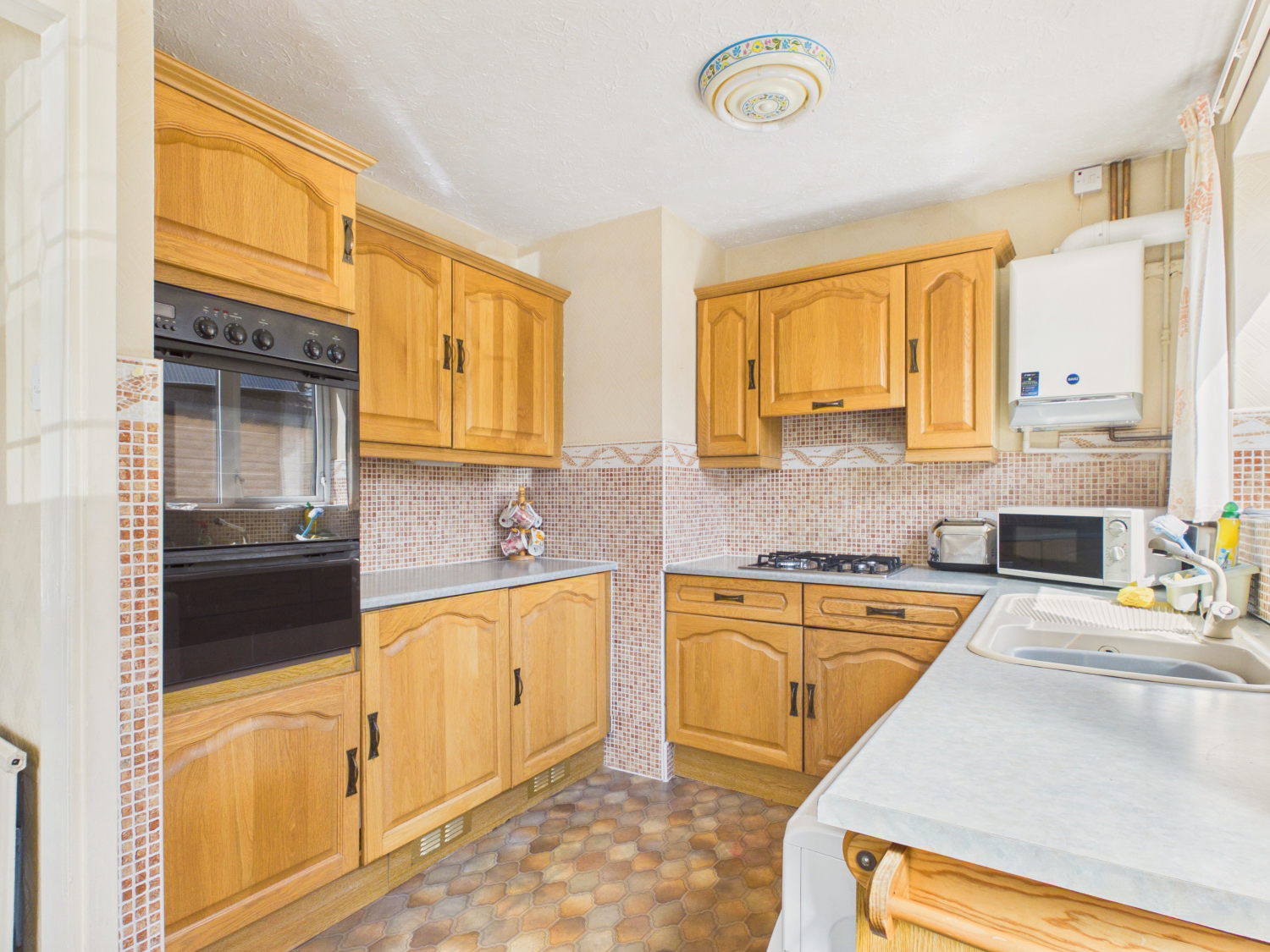 The Downs, Silverdale, Nottingham NG11, photo 4