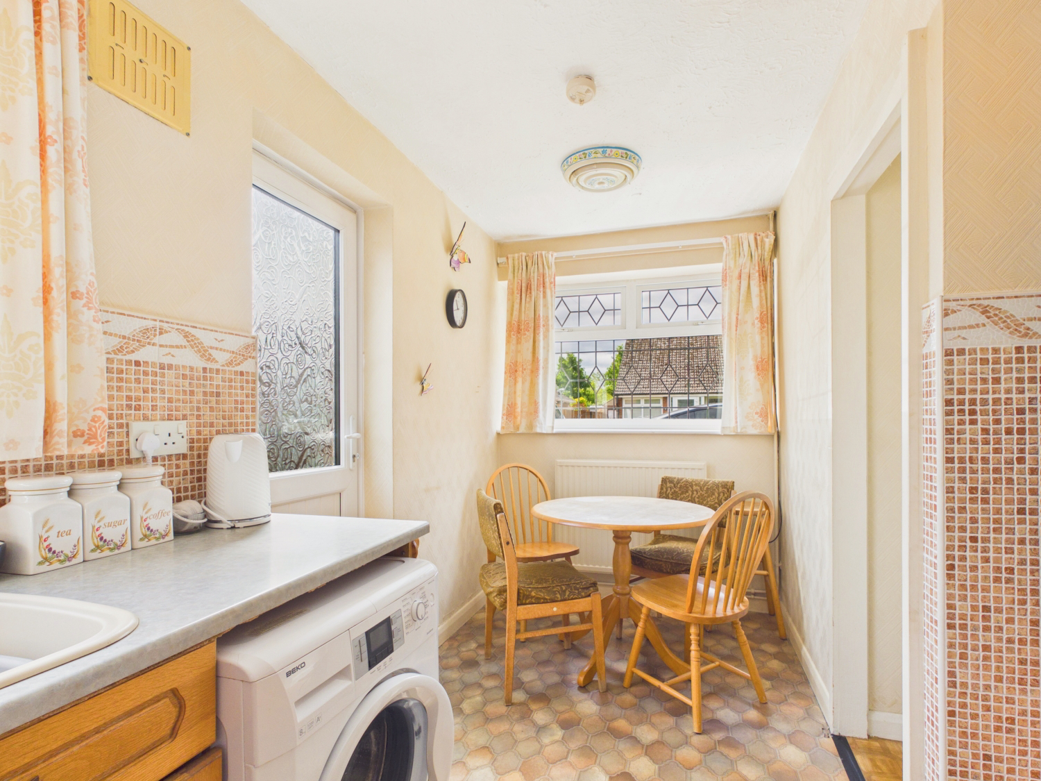 The Downs, Silverdale, Nottingham NG11, photo 5