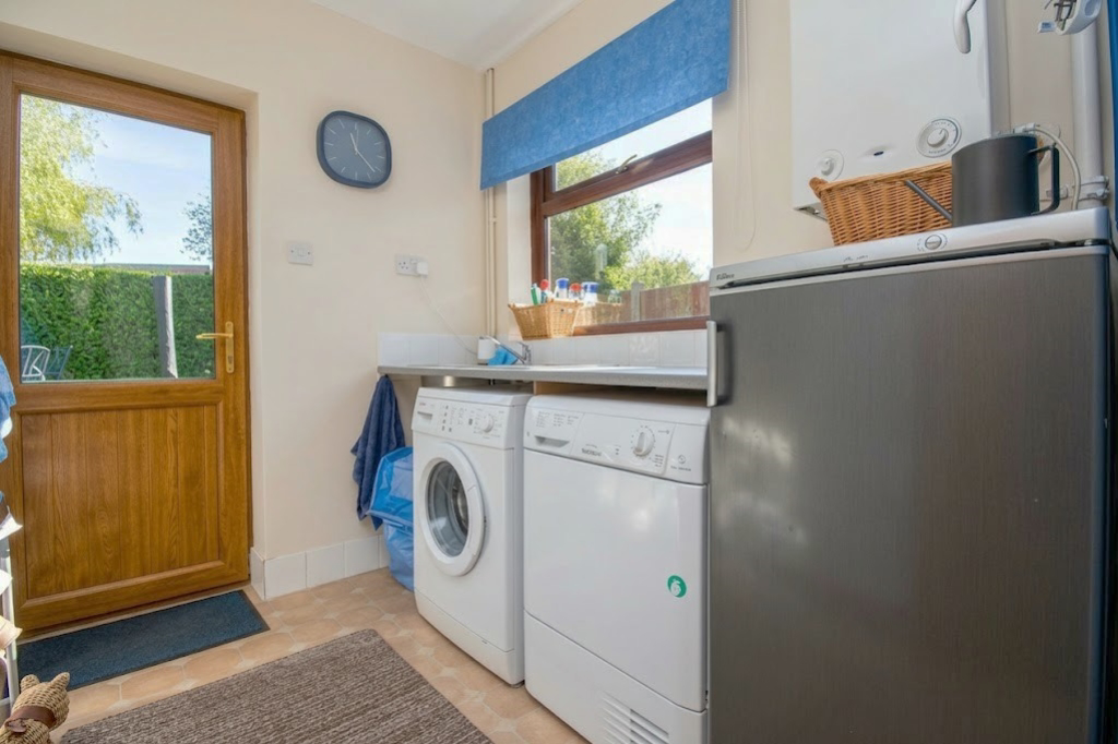 Hilderstone Road, Meir Heath, Stoke on trent, ST3 7NU, photo 22