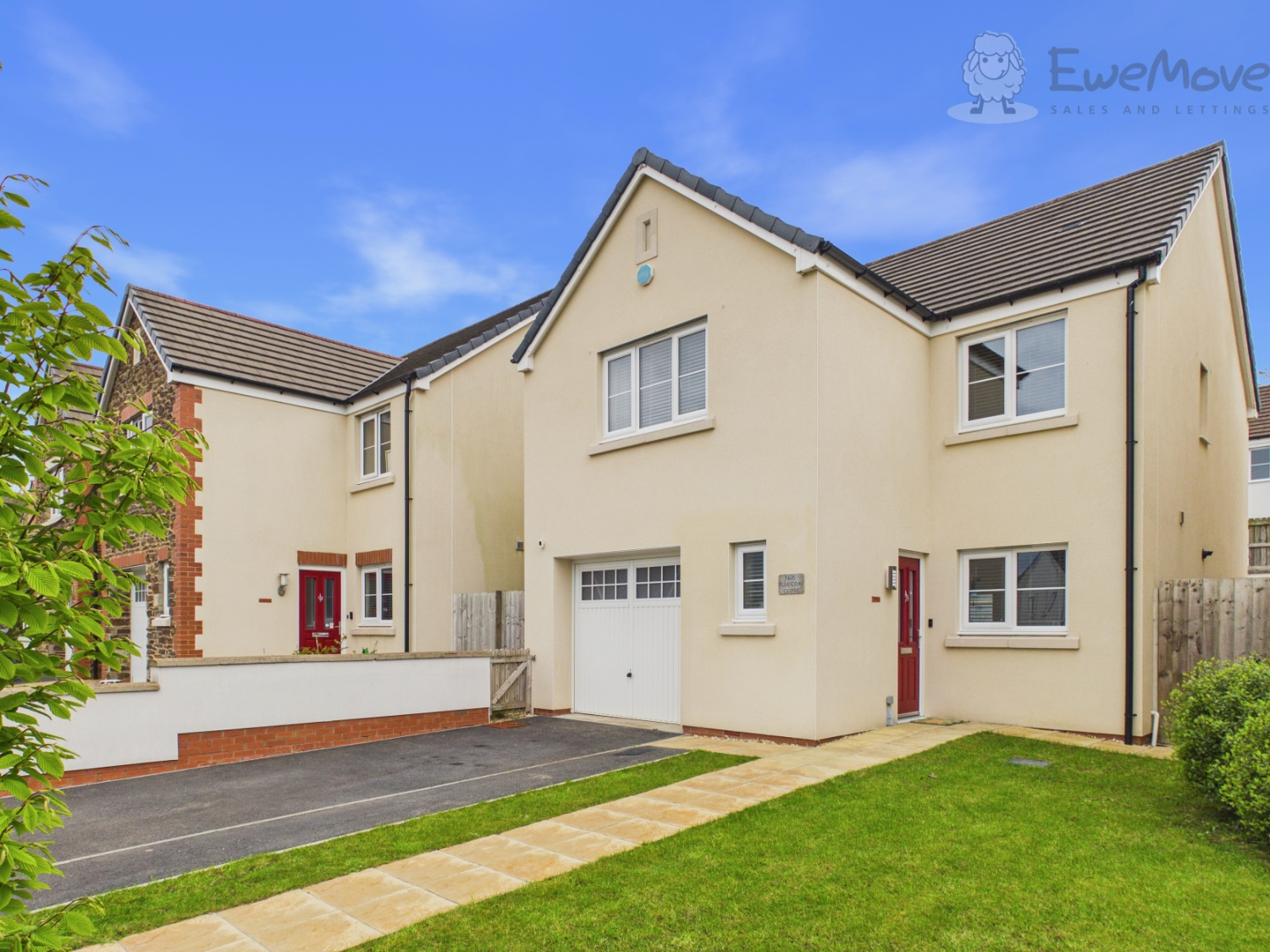 Bluecoat Close, South Molton, Devon, EX36