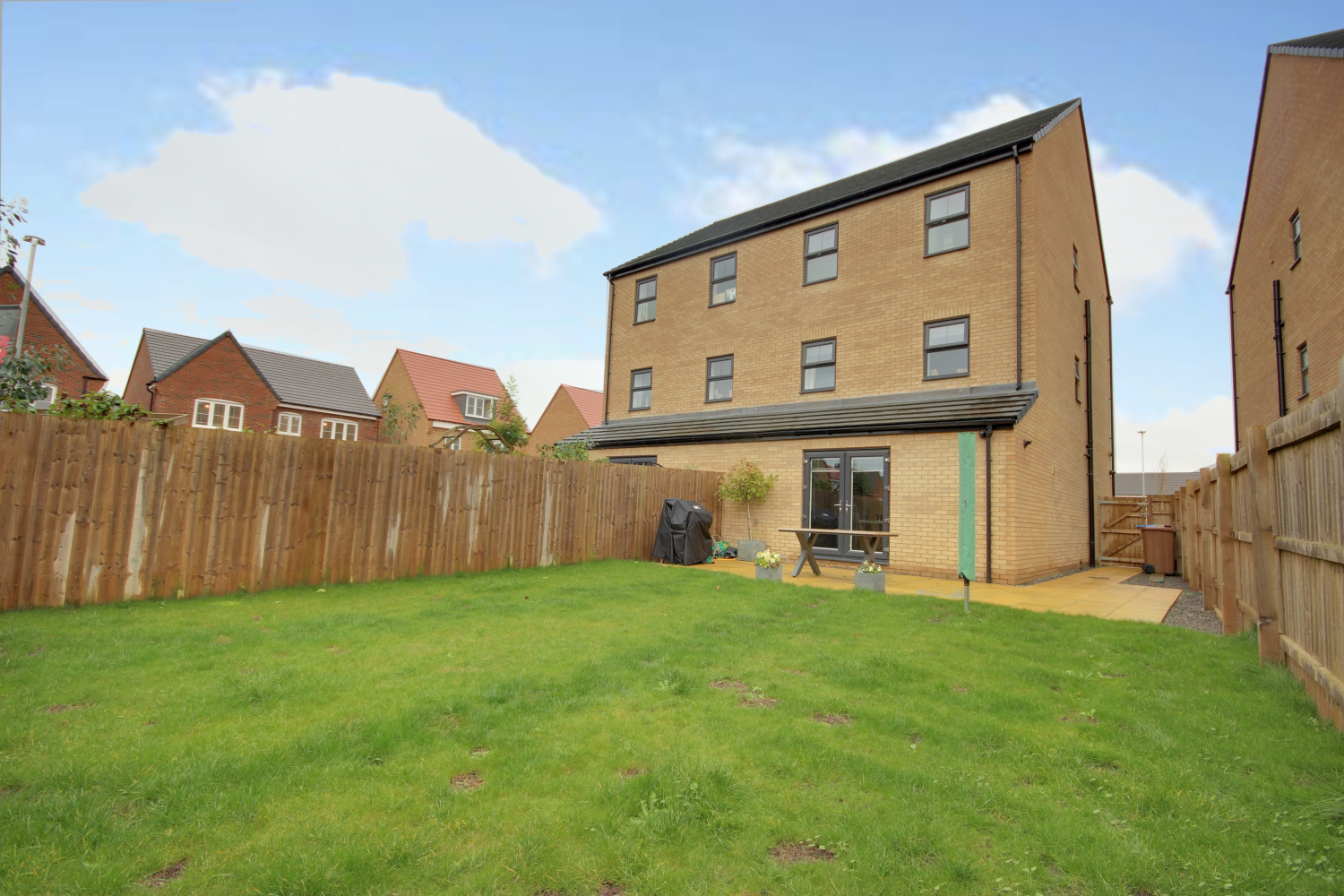 2 Field Maple Crescent, Beverley, photo 19