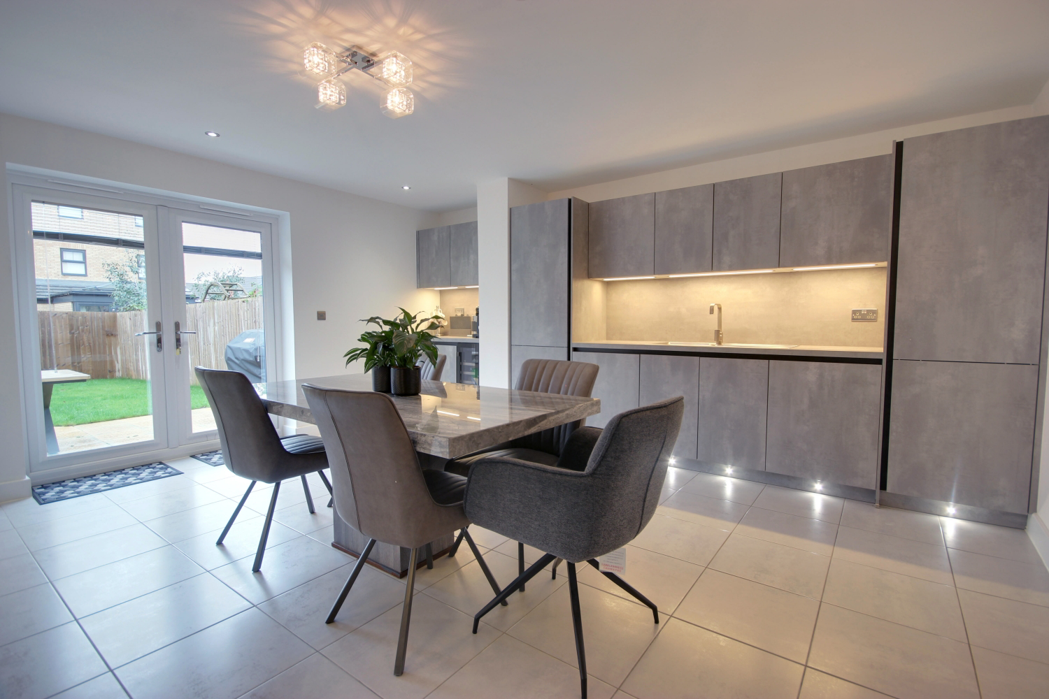 2 Field Maple Crescent, Beverley, photo 6