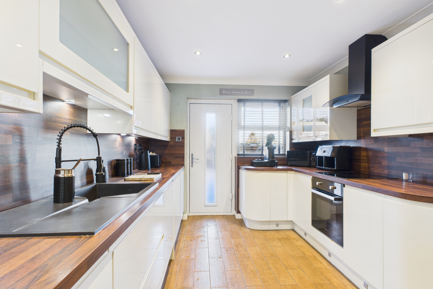 Chesboule Lane, Gosberton Risegate, Spalding, Lincolnshire, PE11, photo 2