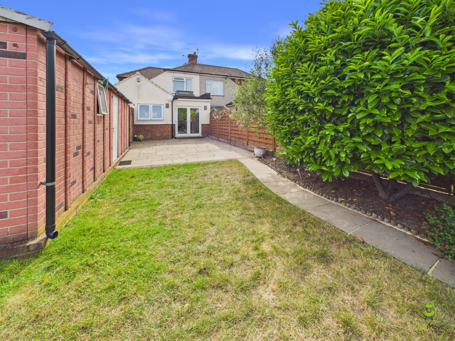 Presented by Clinton at EweMove Bexleyheath and Dartford
Boroughs
