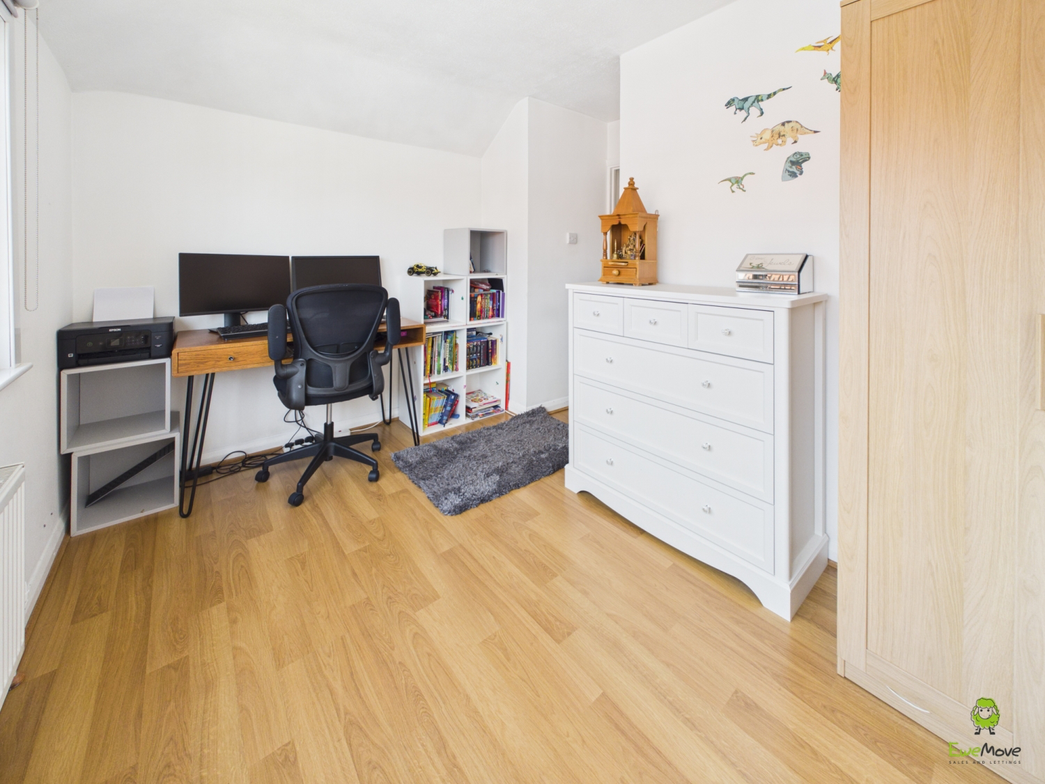 Presented by Clinton at EweMove Bexleyheath and Dartford
Boroughs

