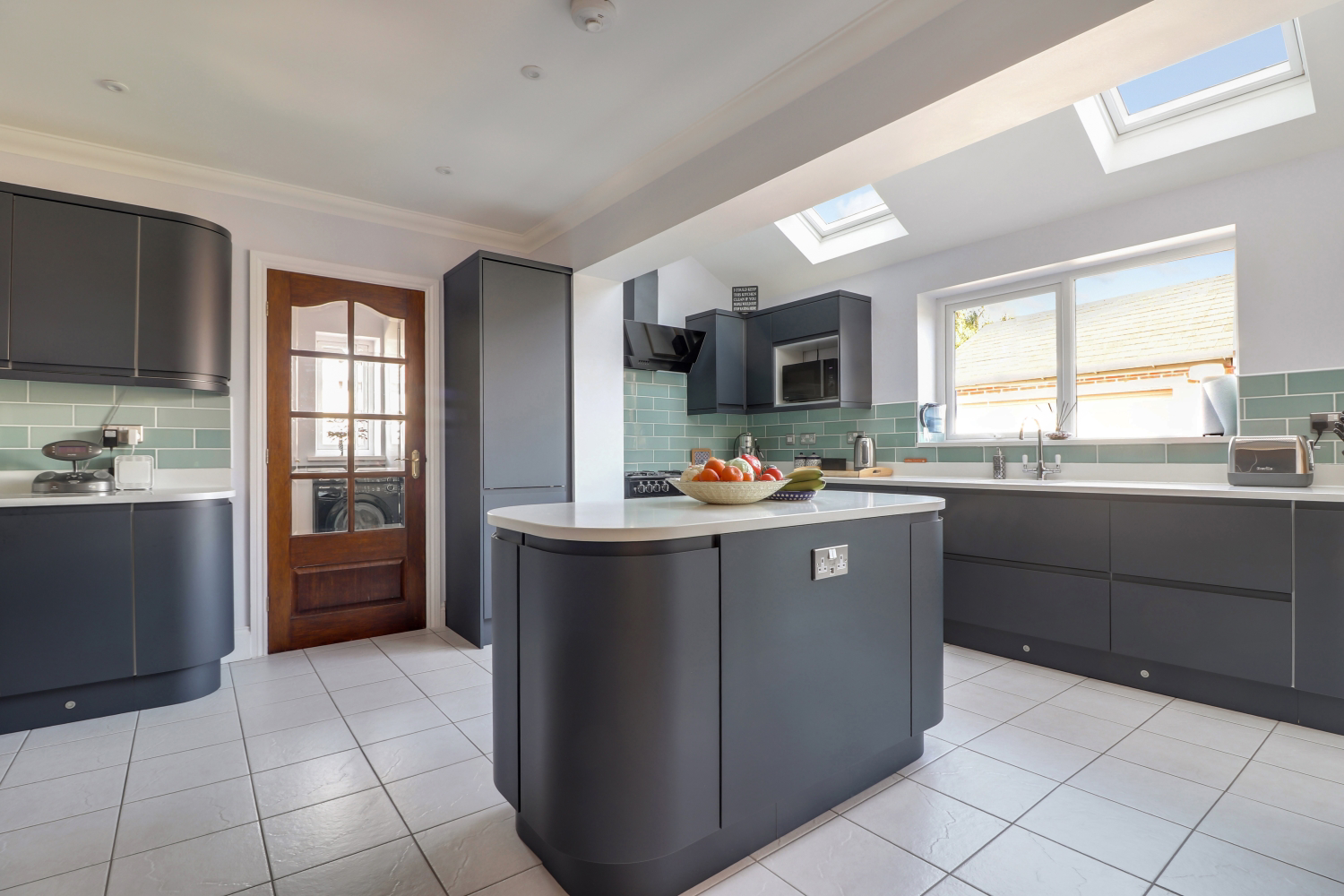 Large Kitchen